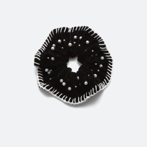 black-pearl scrunchie-flat view